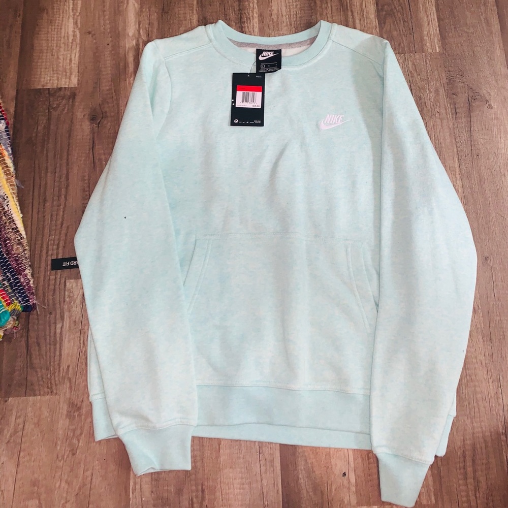 nike crew neck